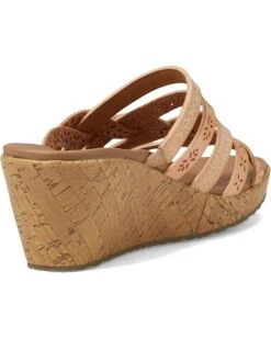 SKECHERS Beverlee - New Resort | Heels -The Modern Shoes 71 W2AHsdkL. AC SR736920