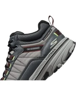 SKECHERS Go Run Trail Altitude 2.0 - Splashproof 100% Waterproof | Sneakers & Athletic Shoes -The Modern Shoes 818kj5awtL. AC SR736920